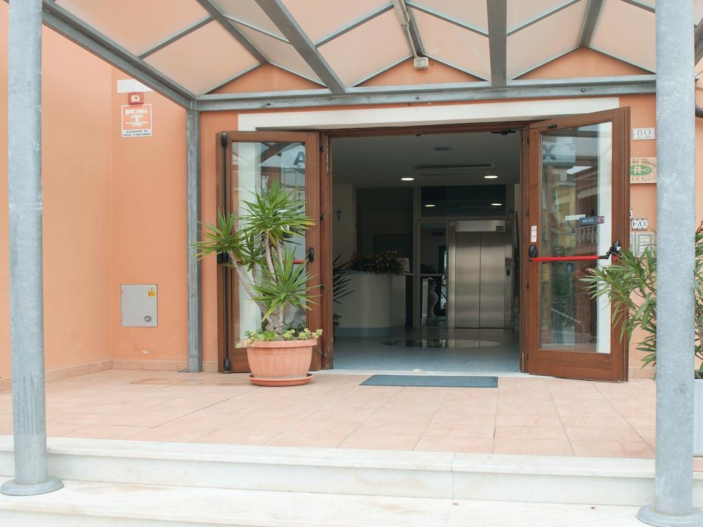 Residence Pax Fiumaretta di Ameglia Exterior foto