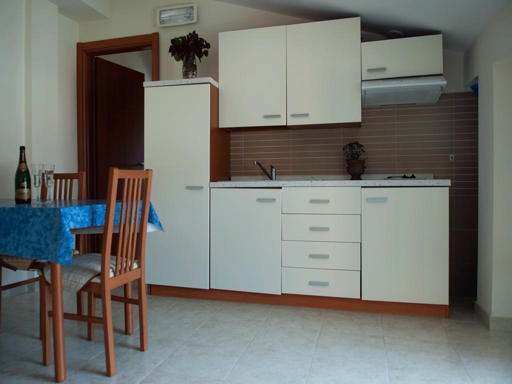 Residence Pax Fiumaretta di Ameglia Exterior foto