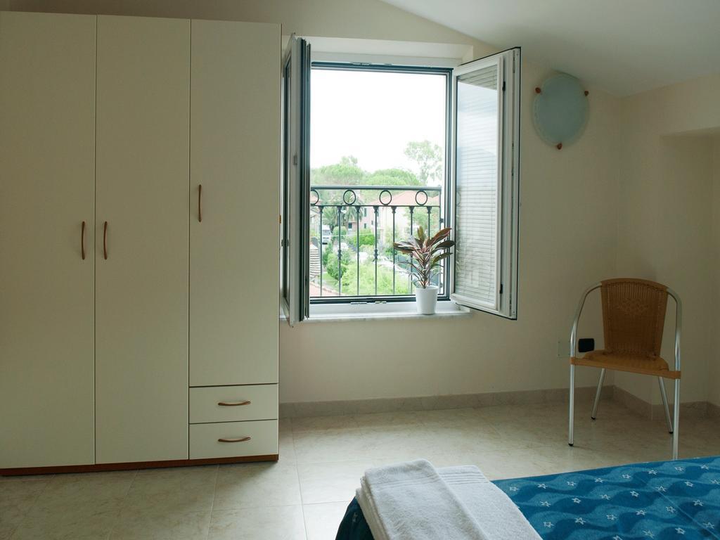 Residence Pax Fiumaretta di Ameglia Exterior foto