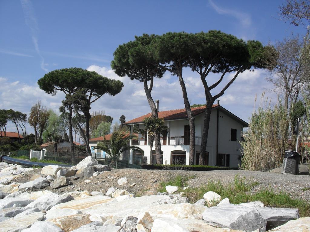 Residence Pax Fiumaretta di Ameglia Exterior foto
